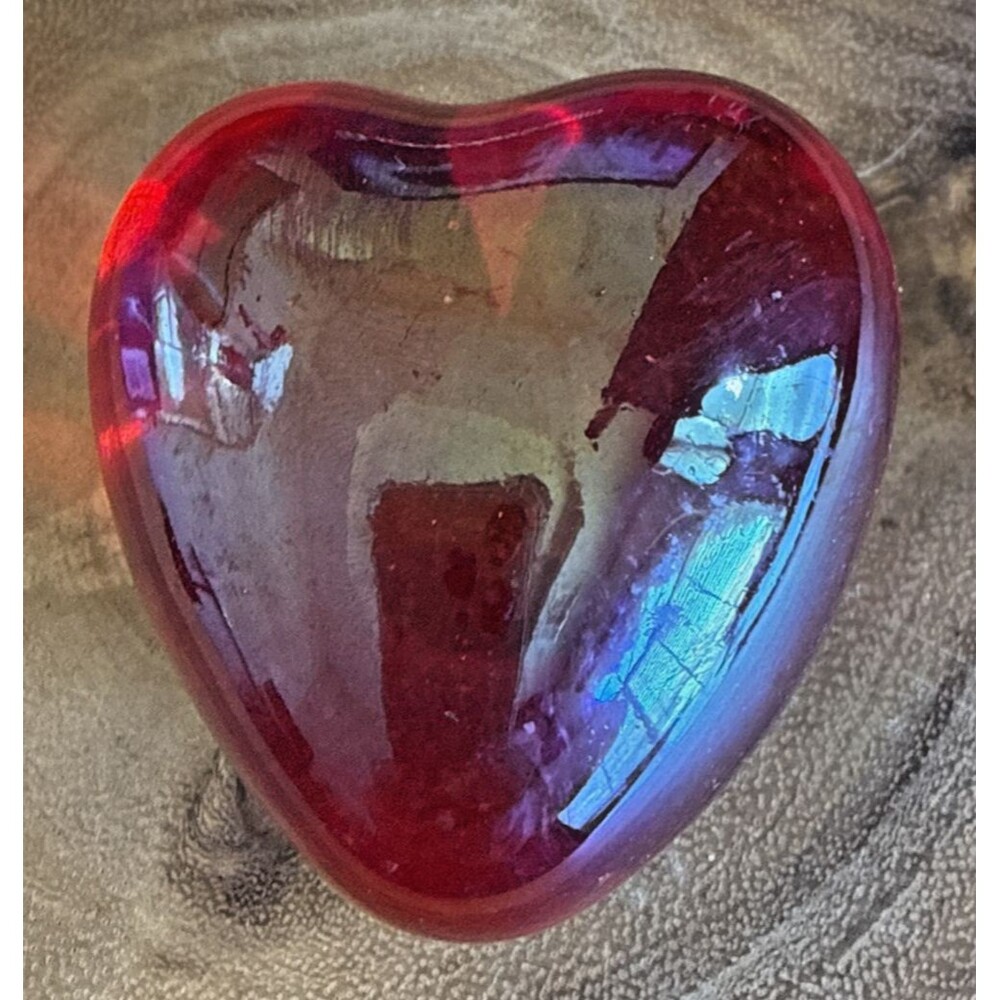 Vintage Robert Held Heart Shaped Art Glass Vibrant Red Paperweight 2.3” Signed